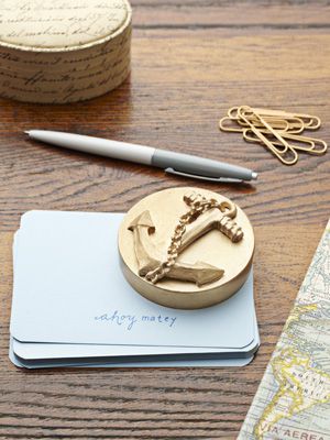 How to make a paperweight. Ahoy! #crafts #diy Paper Weight Ideas, Diy Paperweights, Paper Weights Diy, Paper Snowflake Designs, Idea Notebook, Cluttered Desk, Desk Tops, Anchors Aweigh, Girls Camp