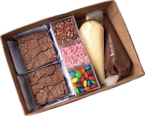 Brownie Packaging, Dessert Packaging, Cookie Kit, Bakery Packaging, Baking Business, בר מצווה, Mini Desserts, Food Cakes, Food Gifts