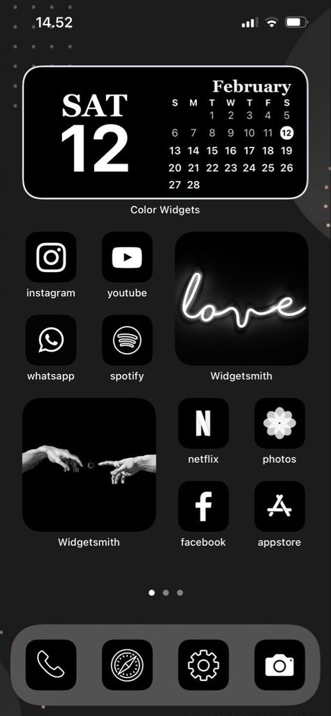 Walpappers Iphone Ios 16 Ideas, Ipad Homescreen Ideas Aesthetic Black, How To Customise Iphone Home Screen, Ios Home Screen Layout Ideas, Iphone Customization Ideas Ios 16, Ios 16 Home Screen Ideas Black And White, Homescreen Inspo Black, Widget Screen Ideas, Aesthetic Black Homescreen