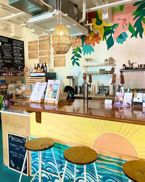 Smoothie Shops Interior, Beach Style Restaurant, Florida Coffee Shop, Coastal Cafe Design, Tropical Ice Cream Shop, Beach Vibe Coffee Shop, Acai Shop Interior, Surf Shop Interior Design, Surf Bar Design