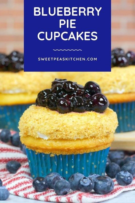 These southern-style Blueberry Pie Cupcakes are easy and tasty for any occasion. Everyone will love them! Blueberry Cupcakes Recipe, Blueberry Cream Pies, Blueberry Shortcake, Easy Impressive Dessert, Cake Mix Cupcakes, French Vanilla Cake, Blueberry Cupcakes, Pie Cupcakes, Canned Frosting