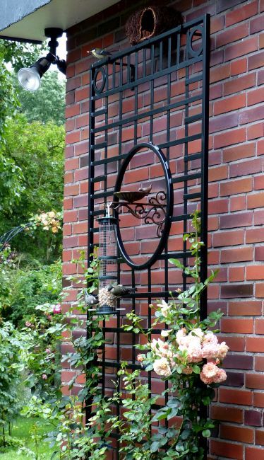 Metal Wall Trellis, Garden Trellis Panels, Wall Mounted Trellis, Wrought Iron Trellis, Garden Trellis Designs, Metal Garden Trellis, Iron Trellis, Wall Trellis, Arbors Trellis