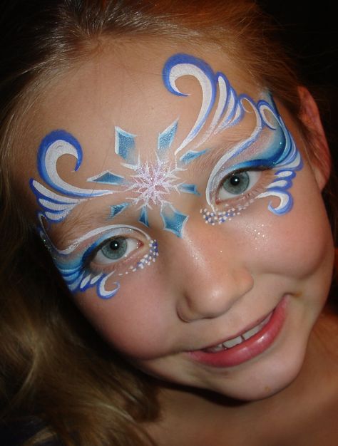 Disney Face Painting, Frozen Face Paint, Facial Painting, Carnaval Make-up, Princess Face Painting, Christmas Face Painting, Kids Canvas Painting, Frozen Face, Girl Face Painting