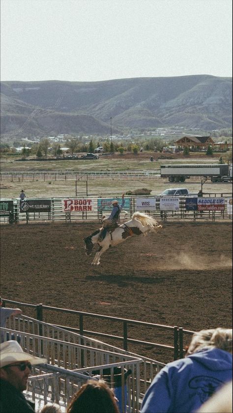 Western Calendar, Western Wyoming, Old Time Aesthetic, Western Vacation, Cowpoke Aesthetic, Wyoming Ranch, Western America, Aesthetic Country, Out West Aesthetic