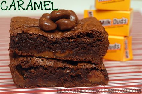 MILK DUD STUDDED CARAMEL BROWNIES (when milk duds just aren't enough) Tumeric Milk Recipe, Frothed Milk Recipes, Hugs Cookies, Recipe Using Milk, Best Ever Brownies, Coconut Milk Chocolate, Milk Duds, Melting White Chocolate, Caramel Brownies