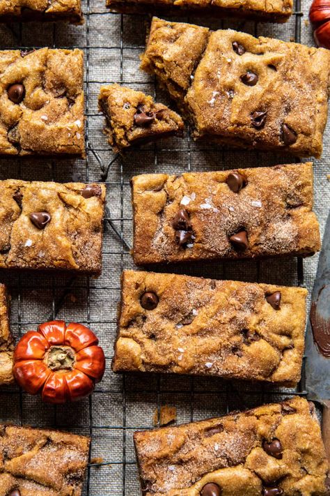 Pumpkin Butter Chocolate Chip Blondies | halfbakedharvest.com Half Baked Harvest Recipes, Chocolate Chip Blondies, Chocolate Chip Cookie Bars, Harvest Recipes, Pumpkin Butter, Half Baked, Sweet Pumpkin, Melting Chocolate Chips, Half Baked Harvest