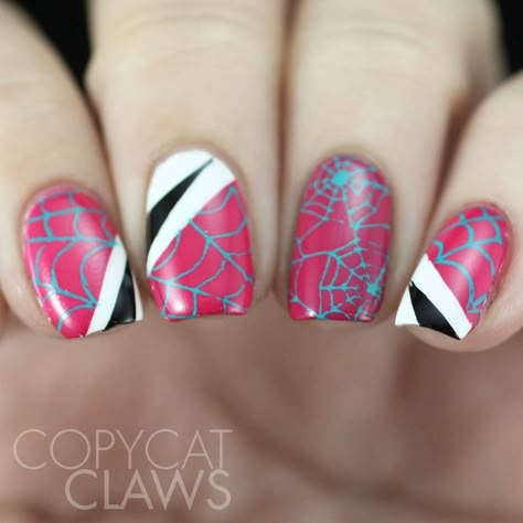 Spiderverse Nails Designs, Spider Gwen Nail Art, Gwen Nails Spiderman, Into The Spiderverse Nails, Ghost Spider Nails, Spidergwen Costume, Gwen Stacy Nails, Spider Gwen Nails, Random Nail Designs