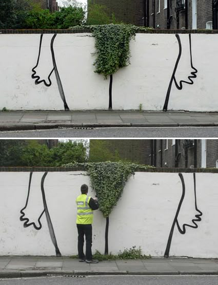 Dox guerilla art Flower Street Art, Jack Daniels Decor, Guerilla Art, Guerrilla Gardening, Vw Art, Banksy Art, Amazing Street Art, Guerilla Marketing, Cartoon Wall