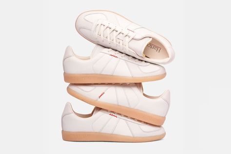 Adidas Bw Army, German Army, White Leather, Adidas Originals, Leather Upper, Look At, Adidas, Sneakers, Leather