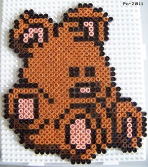 Pooky Garfield hama perler beads by Les loisirs de Pat Garfield Perler, Pooky Garfield, Hama Disney, Perler Creations, Pearl Beads Pattern, Easy Perler Beads Ideas, Fuse Bead Patterns, Perler Bead Templates, Diy Perler Bead Crafts