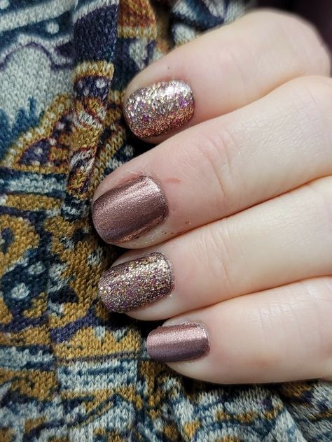 Brown Nails With Glitter, Glitter Holiday Nails, Popular Nail Colors, Pedi Ideas, Nails With Glitter, Glitter Shorts, Dip Nails, Nail Colours, Barn Board