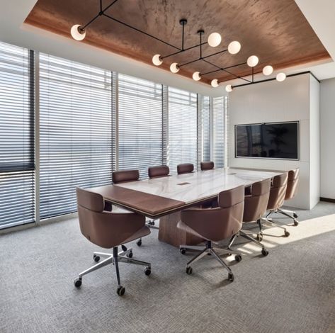 Modern Meeting Room Design, Boardroom Table Design, Office Kitchenette, Meeting Room Design Office, Law Office Design, Receptionist Desk, Small Office Design Interior, Conference Room Design, Meeting Room Design