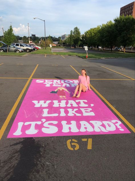 Cute Parking Spot Painting Ideas, Highschool Parking Spot Ideas, Painted Parking Spaces Ideas, Senior Year Diy, Parking Lot Painting, Grad Party Theme, High School Graduation Pictures, Senior Year Things, Senior Year Fun