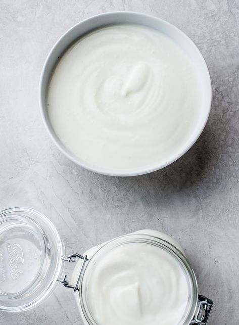 Plain Yogurt Recipes, Yogurt Ideas, Homemade Yogurt Recipes, Thick Yogurt, Fermented Milk, Making Yogurt, Yogurt Recipe, Yogurt Flavors, Yogurt Maker