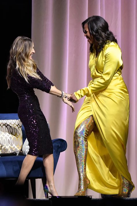 Michelle Obama Fashion, Balenciaga Boots, Dress Glitter, Celebrity Style Icons, Gold Boots, Glitter Boots, Book Tour, Black Bridal, Smart Women