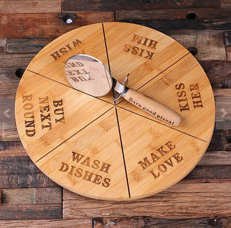 11 Fun Gifts For The Foodie In Your Life Pizza Stones, Pizza Board, Mug Diy, Unique Pizza, Personal Pizza, Laser Ideas, Party Essentials, Artisan Gift, Engraved Gifts