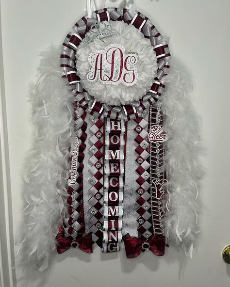 Some homecoming mum orders we have completed so far 💓 So thankful for all the orders we have received 🥹 We are fully booked for the rest of September & the first week of October 🥰 #homecomingmums #hoco2024 #homecomingmuminspo #senior2024 Western Homecoming Mum, Bulldog Homecoming Mums, Homecoming Mum Loop Chain, Triple Homecoming Mum Backer, Homecoming Mum Name Chain, Texas Homecoming Mums, Mums Homecoming, Fully Booked, Homecoming Mums