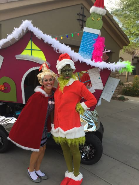 The Grinch golf cart Whoville Float Ideas, Grinch Trunk Or Treat Ideas For Cars, Christmas Parade Golf Cart Ideas, Grinch Golf Cart Decorations, Golf Cart Decorating Ideas Christmas, Grinch Trunk Or Treat, Golf Cart Christmas Parade Ideas, Grinch Float Parade Ideas, Grinch Parade Float Ideas