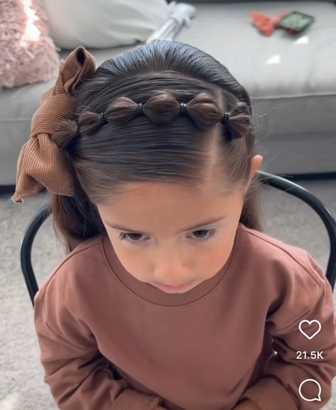 Picture Day Toddler Hairstyles, Thanks Giving Hair Styles For Kids, Baby Girl Christmas Hairstyles, Thanksgiving Girls Hairstyles, Character Day At School Ideas Kids, Hairstyles For Prek, Hairstyles For Dance Pictures, Girls Hairstyles Valentines, Spring Pictures Hairstyles Kids