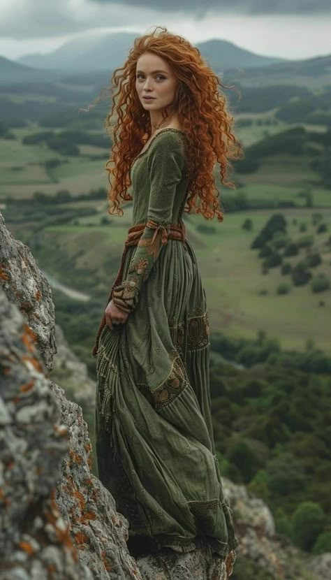 Victorian Character Inspiration, Long Red Hair Aesthetic, Story Book Character Costumes, Ginger Princess, Celtic Aesthetic, Merida Cosplay, Elven Woman, Medieval Woman, Ginger Girls