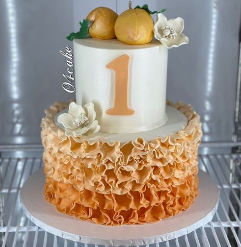 Omar on Instagram: “Sweet as a peach themed cake . . . . . . #cakelife #cakeartist #o4cake #👈🏼 . . . . . . . . #instacake #pastelero #cakedecorator…” Peach Cakes Birthday, One Sweet Peach Birthday Cake, Peach Smash Cake, One Sweet Peach Cake, Congratulations Images, Peach Birthday, Sweet As A Peach, Kid Dress, Peach Cake