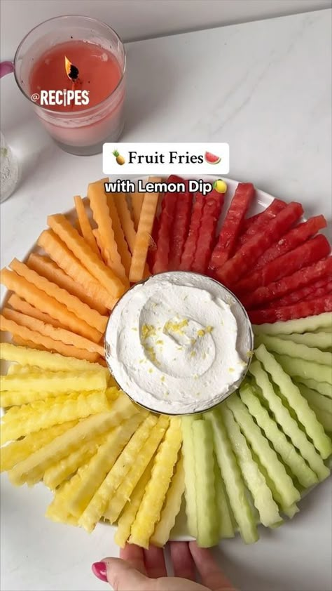 Add a pop of color to your day with these Fruit Fries with Lemon Dip!🍉🍋 It’s the cutest way to serve your fruit!😍 Tag a friend that loves… | Instagram Birthday Party Treats For School, Cute Fruit And Veggie Trays, Fruits That Last The Longest, Fruit Fries Dip, Healthy Colorful Food, Twotti Frutti Party Food, Friend Game Night Food, Summer Recipes Appetizers, Quick Snack Recipes Appetizers