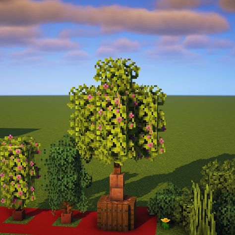 Minecraft Foliage, Bee Sanctuary Minecraft, Minecraft Detailing, Minecraft Bee Sanctuary, Bee Sanctuary, Minecraft Garden, Building Things, Moss Decor, Minecraft Inspiration