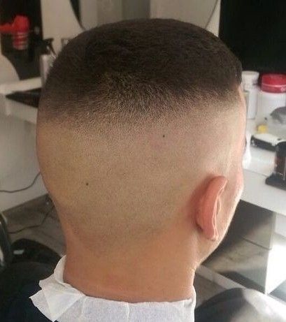 Short Hair Mohawk, Military Haircuts Men, Military Hair, High And Tight Haircut, High Fade Haircut, Buzz Cut Hairstyles, Flat Top Haircut, Military Haircut, Clipper Cut