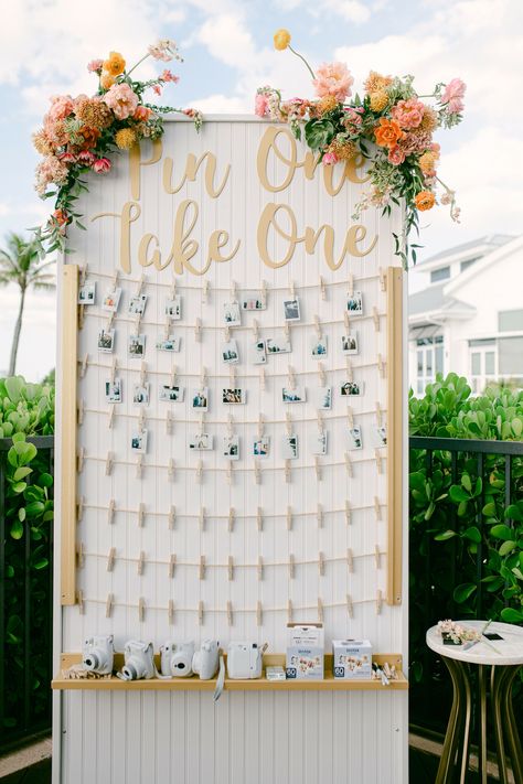 Polaroid Pictures Display, Polaroid Photo Booths, Creative Guest Book, Wedding Photo Walls, Polaroid Wedding, Wedding Photo Display, Booth Wedding, Wedding Reception Signs, Creative Wedding Photo