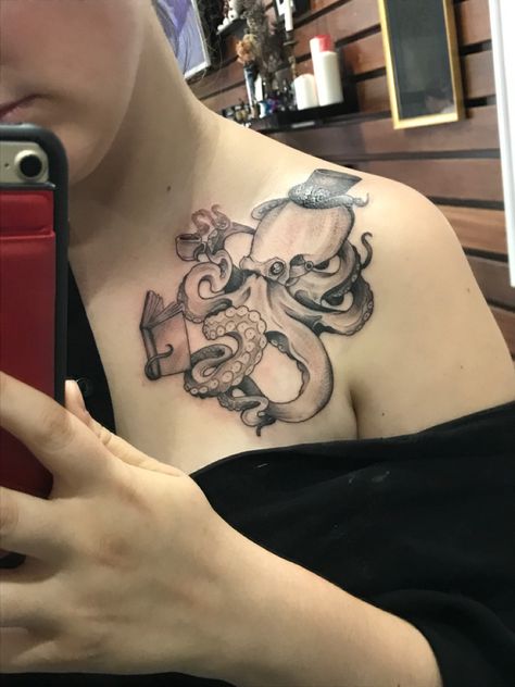 Ocean Ink Tattoos, Natalia, steampunk octopus reading a book with a cuppa Octopus With Books Tattoo, Cat Octopus Tattoo, Octopus Space Tattoo, Steampunk Octopus Tattoo, Octopus Reading A Book, Octopus Garden Tattoo, Reading Tattoo, Rope Tattoo, Goth Octopus Tattoo