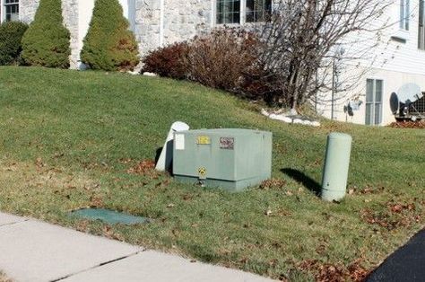 How To Hide Utility Boxes, How To Hide Yard Eyesores, Disguise Utility Box In Yard, How To Hide Outdoor Electrical Boxes, How To Hide Outdoor Utility Boxes, Disguise Electrical Box In Yard, Disguising Utility Boxes, Ideas To Hide Electrical Boxes Outside, How To Hide Utility Box In Yard