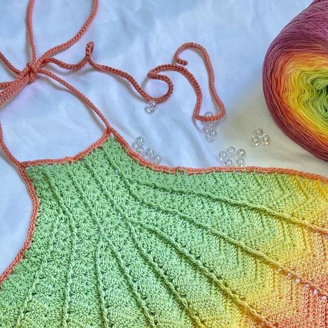 Kayeee🧜‍♀️ on Instagram: "Clam top remake coz I'm planning to pair it with a skirt in the same color🪸🧡💛💚 Clam top pattern is available on my shops, you can also watch the tutorial on my youtube chanel😉~ links on my bio Yarns by @abysyarn 🧶✨ #clamtop #clamskirt #crochet #crochettop #crochetskirt #crochetpattern #crochetdesign #crochetph #yarnsandfins" Shell Top, Shell Tops, Crochet Skirt, Crochet Top Pattern, Clam Shell, A Skirt, Top Pattern, Crochet Designs, Crochet Top