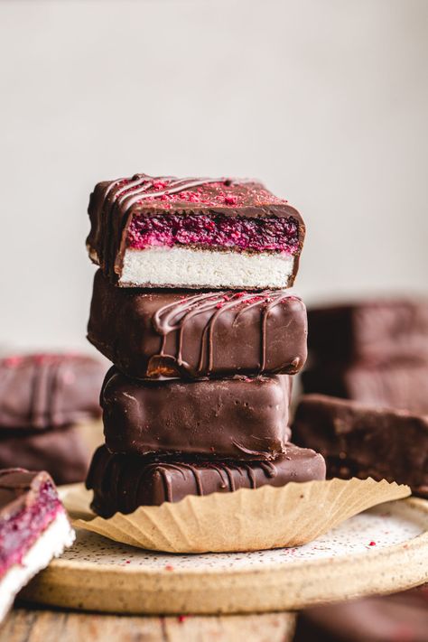 Aesthetic Hot Chocolate, Chocolate Raspberry Bars, Hot Chocolate Ideas, Raspberry Coconut Bars, Hot Chocolate Aesthetic, Chocolate Aesthetic, Dark Chocolate Raspberry, Raspberry Bars, Chocolate Ideas