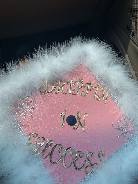 Fur Graduation Cap, Creative Graduation Caps, Pulseras Kandi, Graduation Cap Decoration Diy, Custom Graduation Caps, High School Graduation Cap, College Graduation Cap Decoration, Grad Cap Designs, Diy Graduation Cap