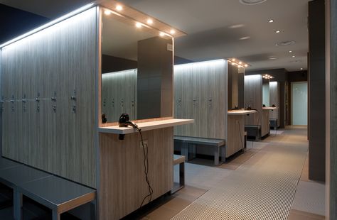 Lockers and Fit Interiors Sales & Installations Modern Changing Room, Changing Room Design, Restroom Mirror, Staff Lockers, Wood Lockers, Sports Locker, Gym Design Interior, Locker Designs, Room Gym