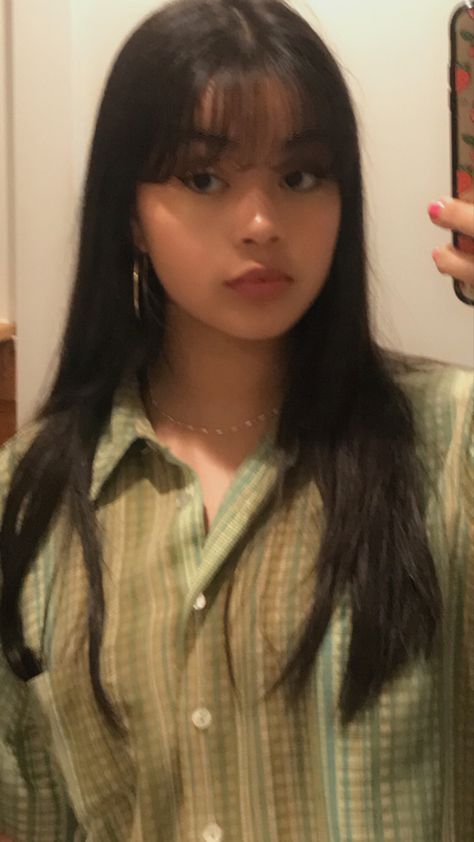 Cute Bangs Round Face, Mexican Bangs Hair, Fluffy Bangs Long Hair, Latinas With Bangs, Bangs Short Forehead, Bangs On Black Hair, Types Of Bangs For Round Faces, Bangs On Small Forehead, Haircuts For Wide Faces