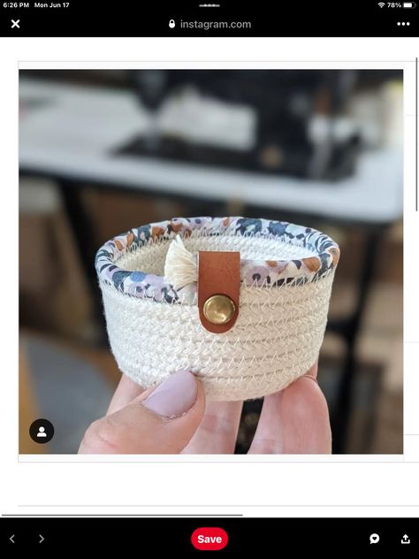 Coiled Rope Basket Diy, Clothesline Bowls, Rope Sewing, Rope Basket Tutorial, Diy Organizers, Coiled Fabric Bowl, Clothesline Basket, Rope Bowls, Spring Sewing