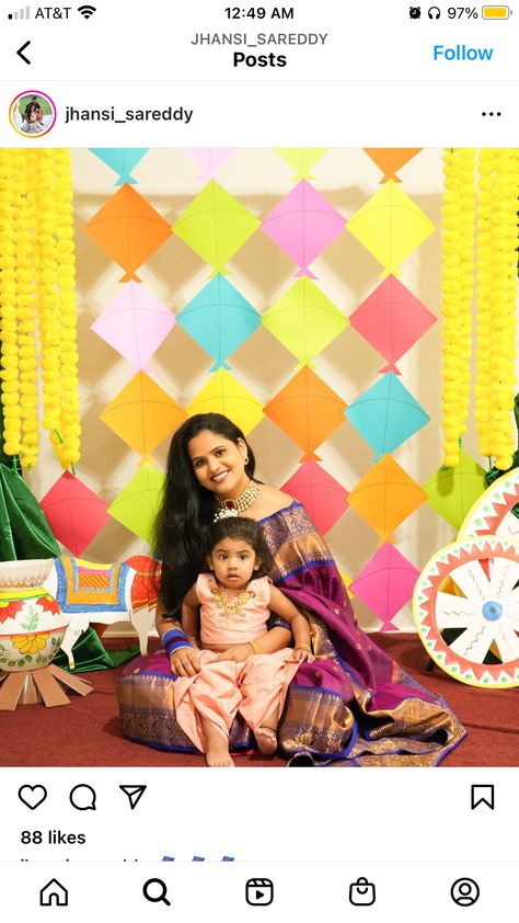 Sankranthi Theme Decoration, Bhogipallu Decoration At Home, Bhogi Decoration Ideas, Sankranthi Photoshoot Ideas, Pongal Backdrop Ideas, Bogi Pallu Decoration, Simple Bhogi Pallu Decoration At Home, Bornhan Decoration At Home, Decoration For Sankranti