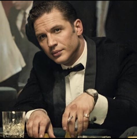 Tom Hardy Movies, Tom Hardy Legend, Tom Hardy Photos, Night Vibes, Pedro Pascal, Dylan O, Tom Hardy, Best Model, Dylan O'brien