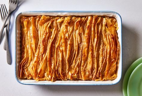 Crinkle Cake Is the Best Dessert You’ve Never Heard Of Pioneer Woman Crinkle Cake, Crinkle Cake Pioneer Woman, Phyllo Crinkle Dessert, Crinkle Cake Phyllo, Phyllo Crinkle, 2025 Recipes, Crinkle Cake, Piping Frosting, Potluck Ideas