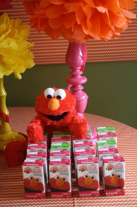 Elmos World Birthday Party Girl, Elmo’s World Birthday Party, Elmo Birthday Party Girl, Birthday Party Ideas Decoration, Elmo Birthday Party Ideas, Sesame Street Birthday Party Ideas Boy, Party Ideas Decoration, Elmo Birthday Party Boy, Sesame Street Birthday Party Ideas