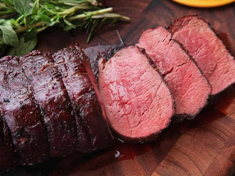 Roasted beef tenderloin can be the decadent star of a great meal. Our method yields a nicely browned crust, an ultra-tender center, and perfectly pink meat from edge to edge. Beef Tenderloin Filet Mignon, Slow Roasted Beef Tenderloin, Perfect Beef Tenderloin, Beef Tenderloin Recipes, Tenderloin Roast, Smoked Beef, Tenderloin Recipes, Food Lab, Beef Tenderloin