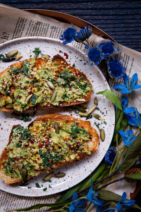 Simple Avocado Toast | Vegan | Well and Full Sundried Tomato Bagels, Vegan Avocado Toast, Avocado Bagel, Vegan Avocado Recipes, Avocado Mash, Kale Pesto Recipe, Simple Avocado Toast, Toasted Crostini, Avocado Toast Recipe