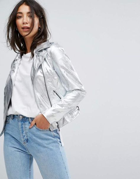 Vila High Shine Vinyl Leather Look Biker Jacket Cream And White Outfit, Silver Jacket Outfit, Silver Leather Jacket, Biker Jacket Outfit, Hen Do Outfits, Photo Clothes, Silver Outfits, Faux Leather Motorcycle Jacket, Silver Jacket