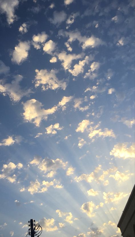 Sunshine Blue Sky, Sky Pictures Real Life Clouds, Sky Real Photos, Blue Cloudy Sky Aesthetic, Cloudy Sky Aesthetic Wallpaper, Day Sky Aesthetic, Real Sky Pics, Aesthetic Cloudy Sky, Sky Pictures Real Life