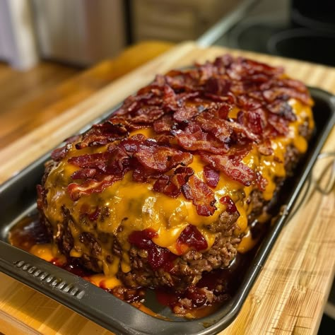 - chefsdiscover Bacon Cheddar Meatloaf, Cheeseburger Meatloaf Recipes, Bacon Cheeseburger Meatloaf, Cheeseburger Meatloaf, Fall Meals, Meatloaf Ingredients, Classic Meatloaf Recipe, Grandma Cooking, Classic Meatloaf