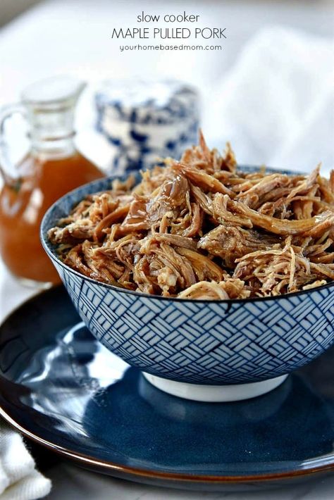 Slow Cooker Maple Pulled Pork Recipe - This has the perfect amount of sweetness and makes dinner time a piece of cake! #slowcookermaplepulledpork #pork #slowcookerporkrecipe Maple Pulled Pork, Crock Pot Pulled Pork Recipe, Slow Cooker Recipes Pork, Pulled Pork Recipe, Slow Cooker Pulled Pork, Pulled Pork Recipes, Shredded Pork, Pork Recipe, Best Slow Cooker