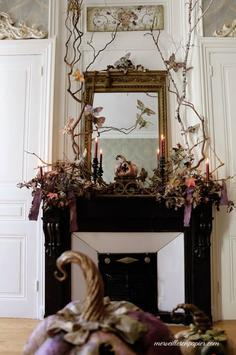 Halloween Mantle Ideas, Mansion Decor, Future Mansion, Halloween Mantel Decor, Porch Fall Decor, Cozy Porch, Halloween Mantle Decor, Halloween Fireplace, French Castle