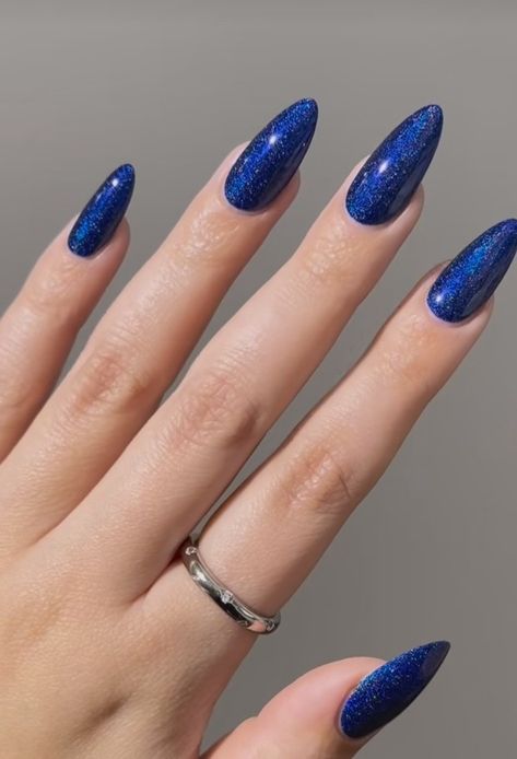 Pretty Royal Blue Nails, Dark Blue Glitter Nails Almond, Nails With A Blue Dress, Bright Dark Blue Nails, Grad Nails Blue, Tanzanite Nails, Sparkly Navy Nails, Sparkly Blue Nails Acrylic, Blue Ombre Glitter Nails