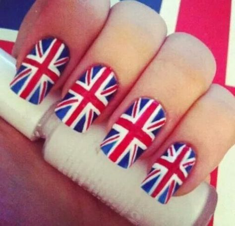 UK Nails nails nail pretty nails nail art nail ideas nail designs uk nails british nails British Flag Nails, Union Jack Nails, One Direction Nails, Flag Nails, Uk Nails, Elegant Nail Designs, London Nails, British Flag, Easter Nails